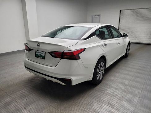 Used 2023 Nissan Altima 2.5 S FWD image 9