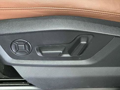 Used 2022 Audi Q8 Premium Plus w/ Premium Plus Package AWD/4WD image 13