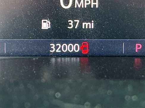 Used 2021 Chevrolet Colorado Z71 image 12