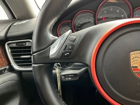Used 2013 Porsche Panamera 4 image 14