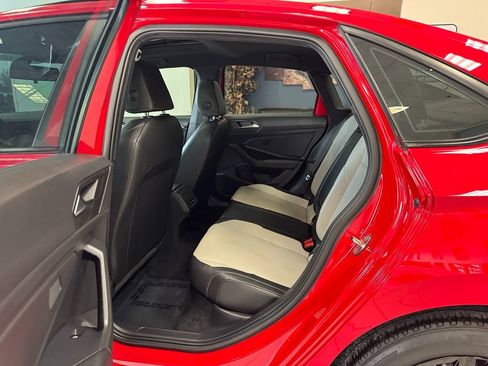 Used 2019 Volkswagen Jetta R-Line w/ R-Line Cold Weather Package image 48