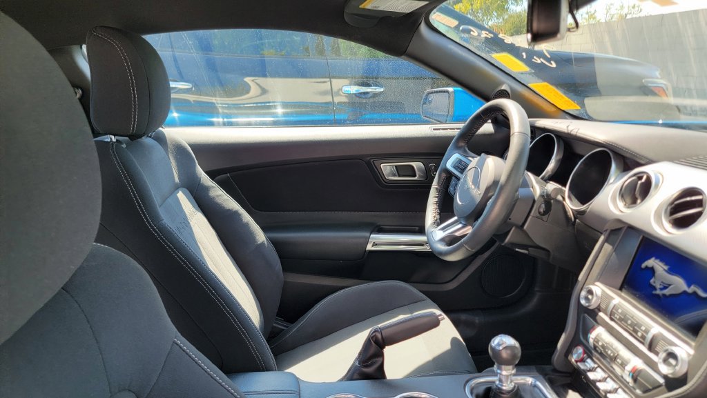 Used 2019 Ford Mustang Coupe w/ Equipment Group 101A RWD image 12