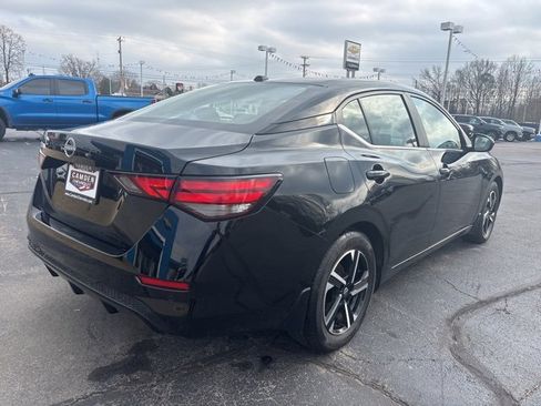 Used 2025 Nissan Sentra SV image 6