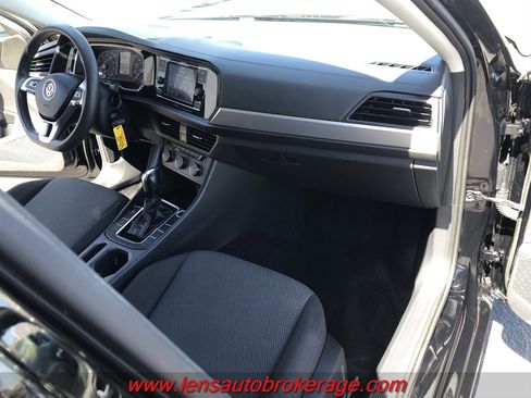 Used 2019 Volkswagen Jetta S image 22