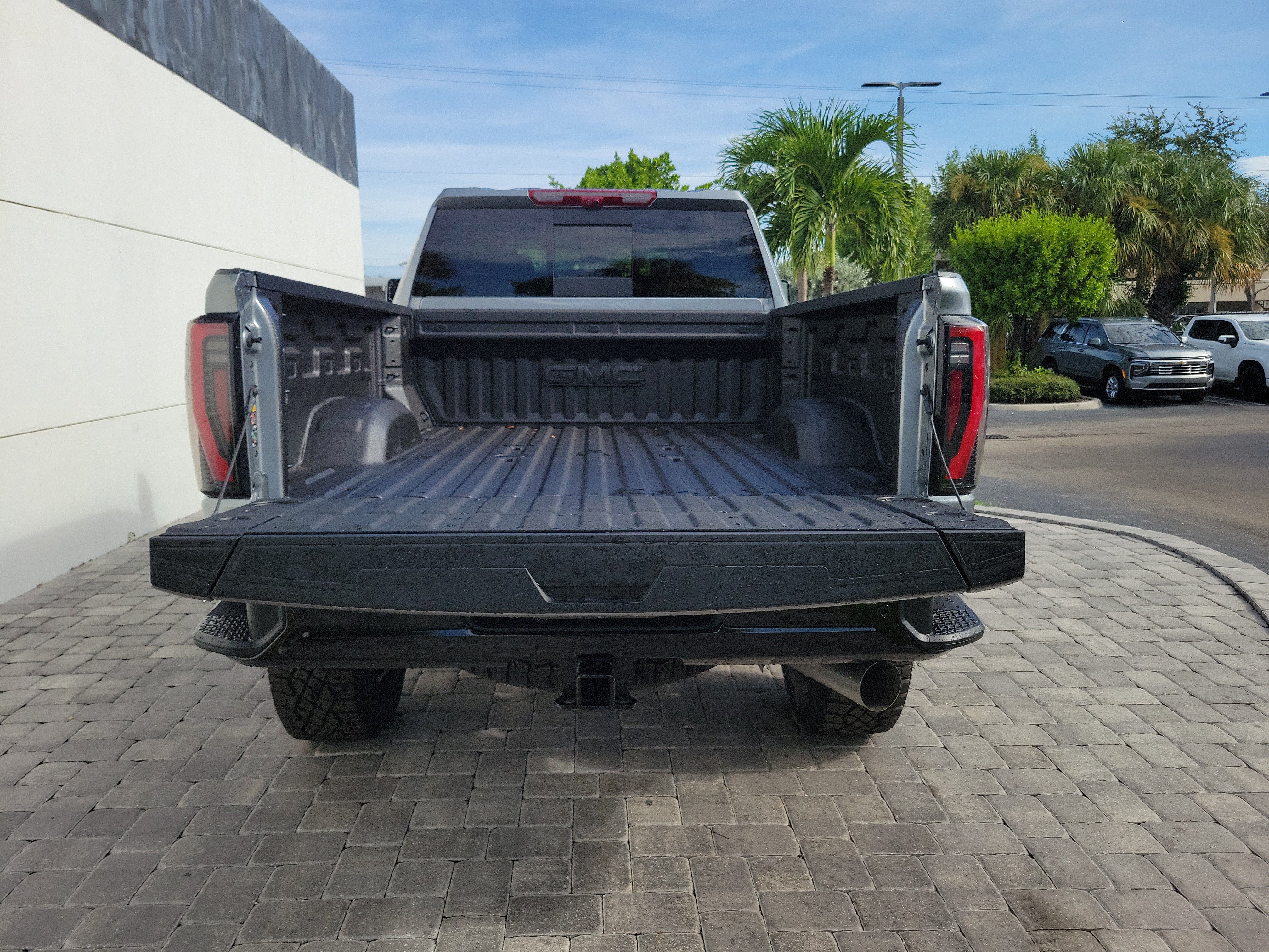 New 2026 GMC Sierra 2500 AT4X AWD/4WD image 10