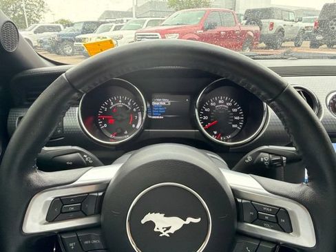 Used 2017 Ford Mustang GT Premium w/ GT Performance Package RWD image 17