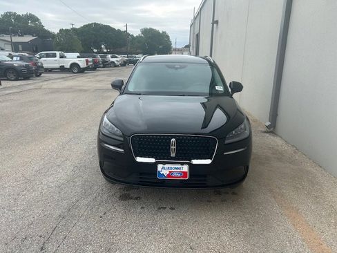 Used 2022 Lincoln Corsair AWD w/ Equipment Group 101A image 4