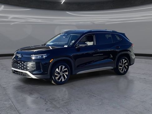New 2026 Volkswagen Tiguan S FWD image 3