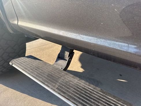 Used 2015 Ford F150 Platinum w/ Trailer Tow Package image 10