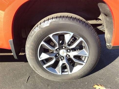 Certified 2023 Chevrolet Silverado 1500 LT image 10