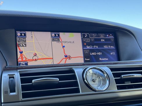 Used 2014 Lexus LS 460 image 23