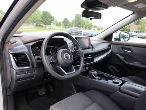 Used 2021 Nissan Rogue SV AWD/4WD image 10