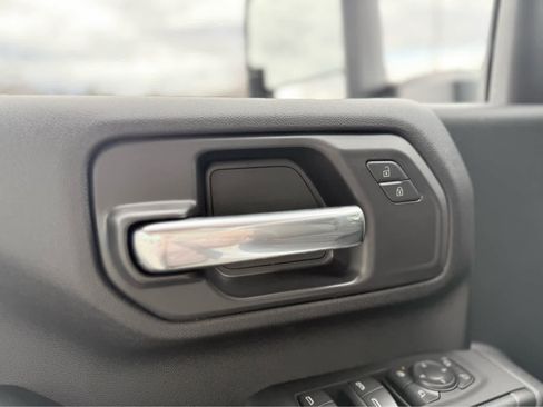 New 2026 Chevrolet Silverado 2500 Custom w/ Custom Value Package image 16
