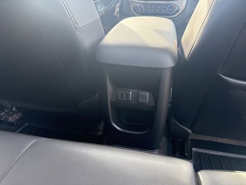 Used 2016 Chevrolet Colorado Z71 image 39