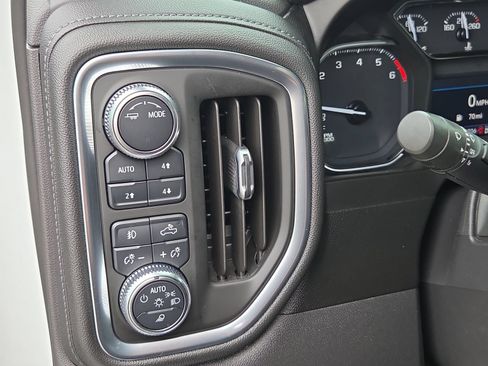 Certified 2021 GMC Sierra 1500 SLT w/ SLT Premium Package AWD/4WD image 11