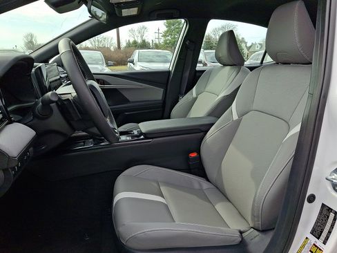 Certified 2025 Toyota Camry SE image 13