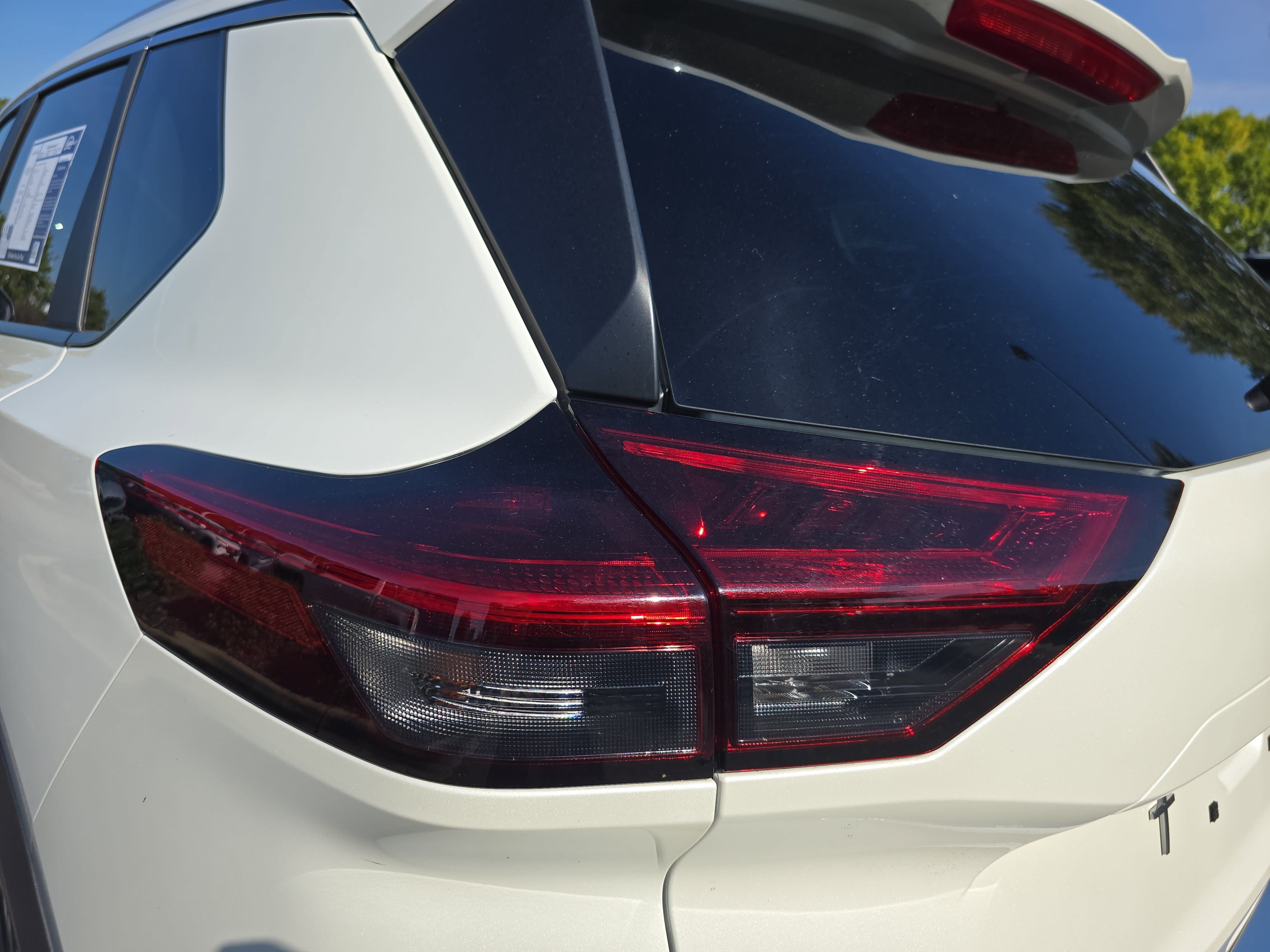 Used 2023 Nissan Rogue SV w/ SV Premium B Package FWD image 34