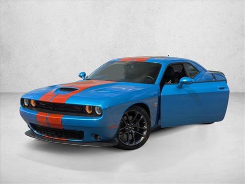 Used 2023 Dodge Challenger R/T Scat Pack w/ Plus Package RWD image 4