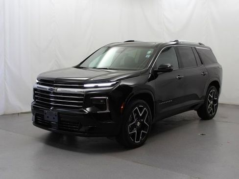 Used 2026 Chevrolet Traverse High Country image 10