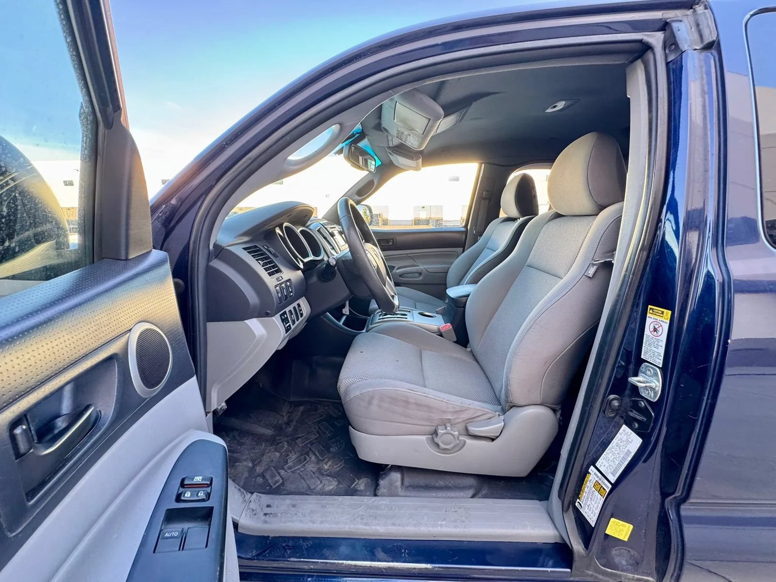 Used 2013 Toyota Tacoma PreRunner RWD image 11