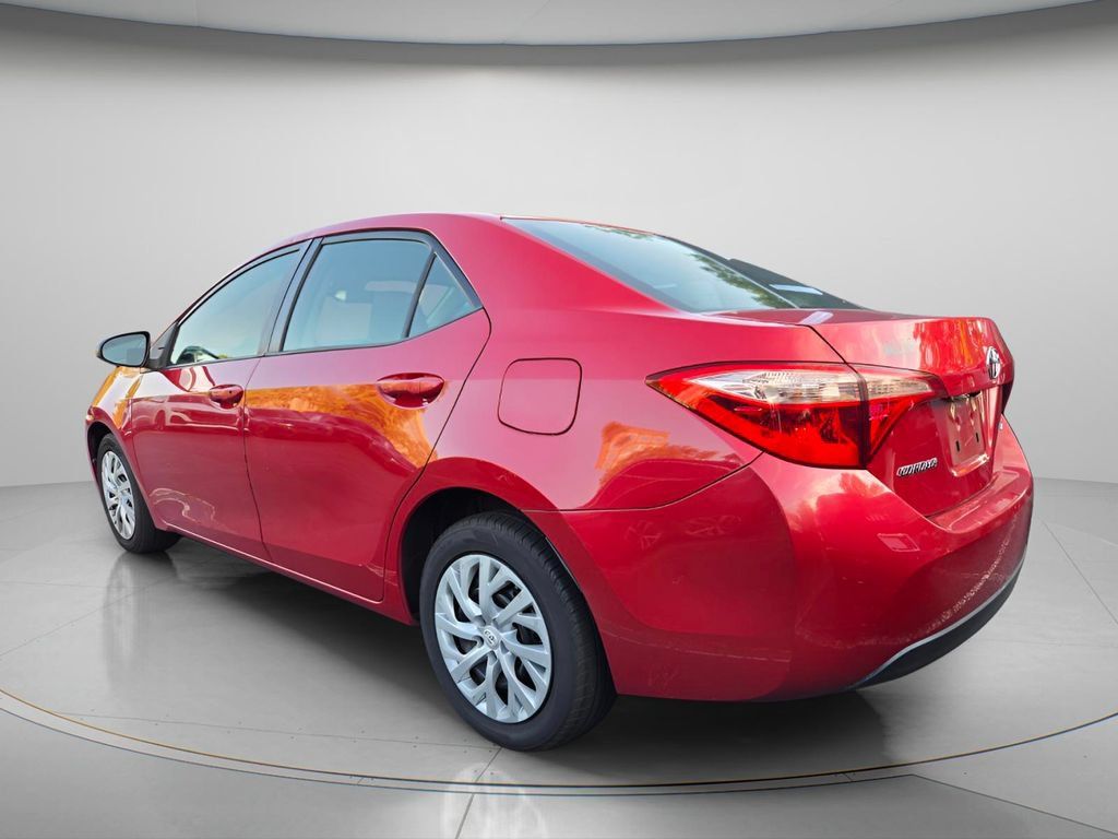Used 2019 Toyota Corolla LE FWD image 7
