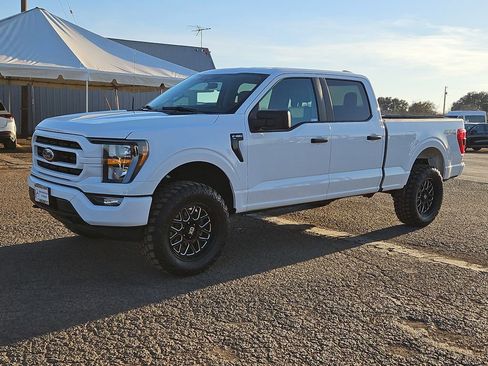 Used 2023 Ford F150 XLT w/ Trailer Tow Package AWD/4WD image 2