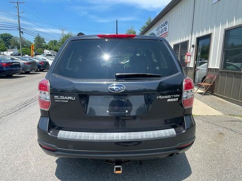 Used 2015 Subaru Forester 2.5i Premium w/ All-Weather Package AWD/4WD image 5