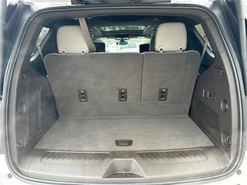 Used 2021 GMC Yukon SLT w/ SLT Luxury Plus Package image 19