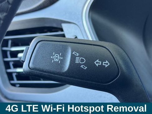 Used 2022 Ford Escape Titanium w/ Class II Trailer Tow Package image 13