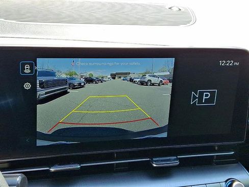 Certified 2025 Hyundai Kona SE AWD/4WD image 15