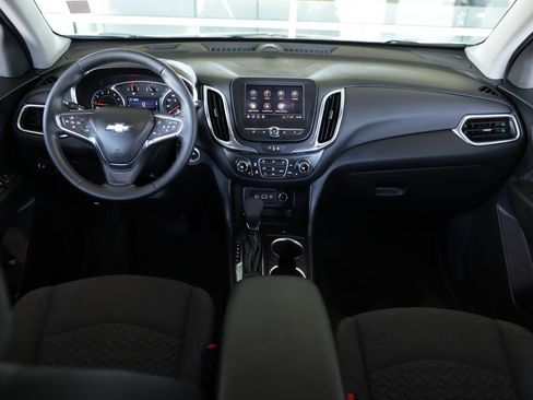 Used 2024 Chevrolet Equinox LT w/ LPO, Floor Liner Package image 18