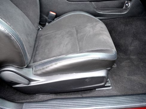 Used 2021 Dodge Challenger GT w/ Plus Package image 35