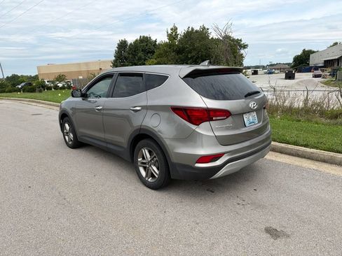 Used 2017 Hyundai Santa Fe Sport FWD image 3