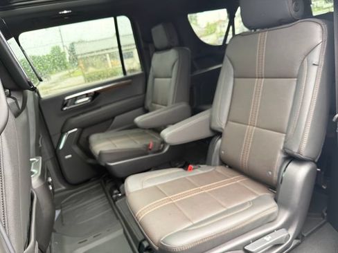 New 2026 Chevrolet Suburban High Country AWD/4WD image 29