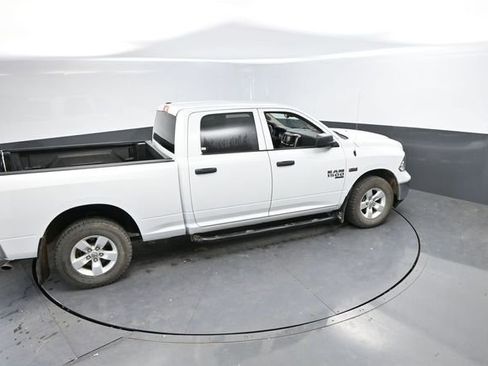 Used 2022 RAM 1500 Classic SLT AWD/4WD image 23