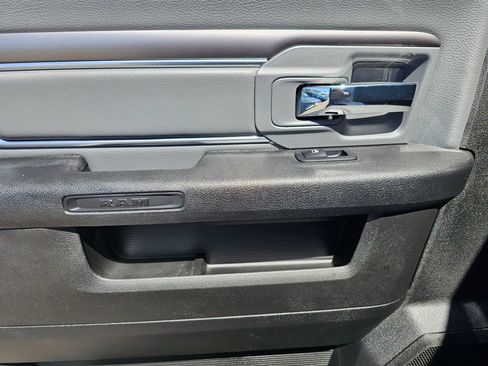 Used 2023 RAM 1500 Classic SLT w/ Electronics Group AWD/4WD image 17