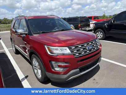 Used 2017 Ford Explorer XLT w/ Equipment Group 201A