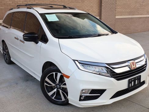 Used 2018 Honda Odyssey Elite image 5