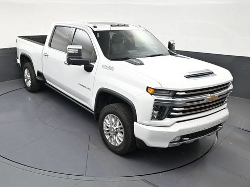 Used 2023 Chevrolet Silverado 2500 High Country w/ Z71 Off-Road Package AWD/4WD image 18