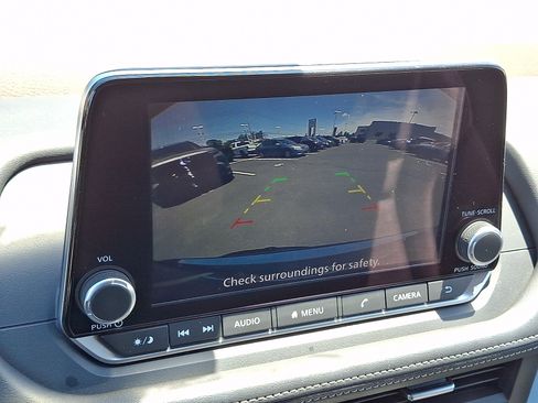 Certified 2023 Nissan Rogue SV AWD/4WD image 17
