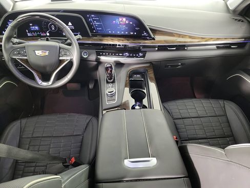 Certified 2024 Cadillac Escalade Sport Platinum w/ LPO, ONYX Package AWD/4WD image 15