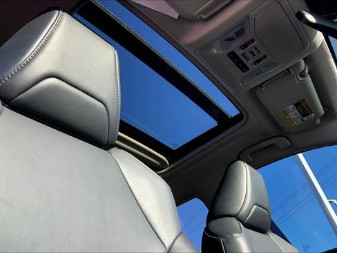 Used 2024 Toyota RAV4 XLE Premium image 25