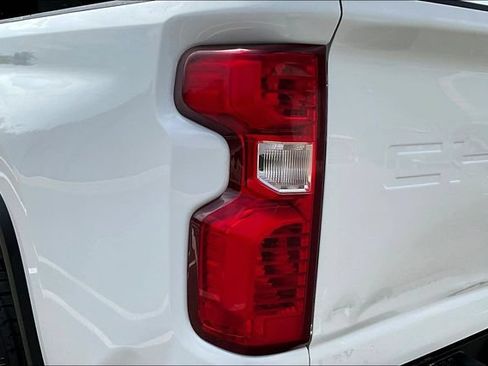 Used 2022 Chevrolet Silverado 2500 LT w/ Convenience Package AWD/4WD image 33