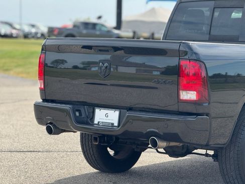 Used 2018 RAM 1500 Big Horn AWD/4WD image 16