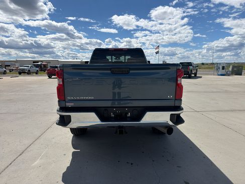 Used 2025 Chevrolet Silverado 2500 LT AWD/4WD image 4
