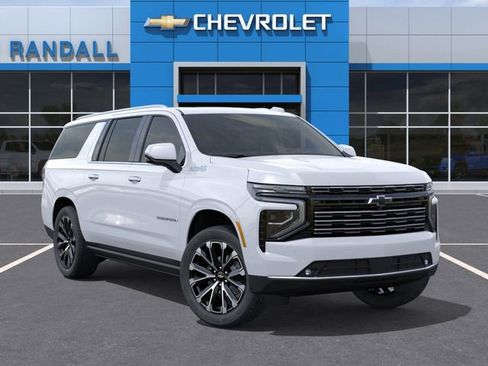 New 2026 Chevrolet Suburban High Country AWD/4WD image 7
