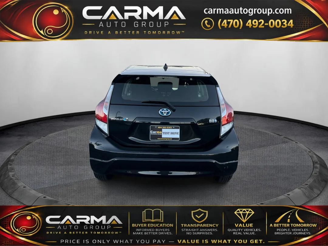 Used 2017 Toyota Prius C One FWD image 4
