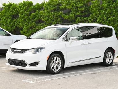 Used 2020 Chrysler Pacifica Limited