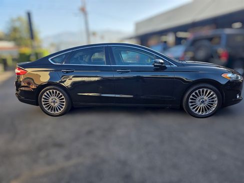 Used 2016 Ford Fusion Titanium FWD image 5