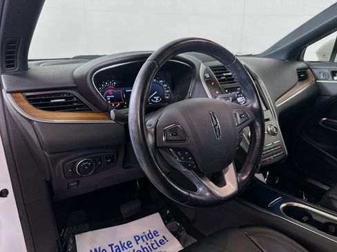 Used 2019 Lincoln MKC Reserve w/ MKC Climate Package image 9